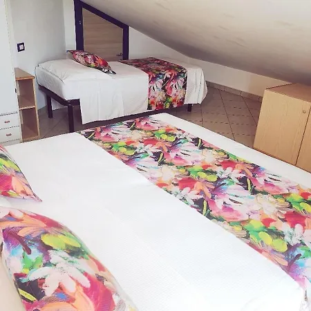 Villa Maria Apartments - Centro, Stadio Del Nuoto E Palacongressi - P R A T U R E C C I Group 아파트