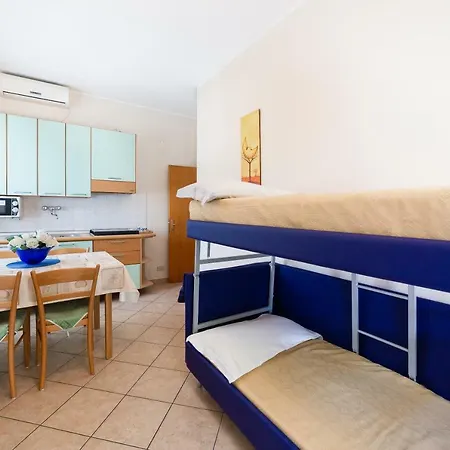 Villa Maria Apartments - Centro, Stadio Del Nuoto E Palacongressi - P R A T U R E C C I Group 아파트 *