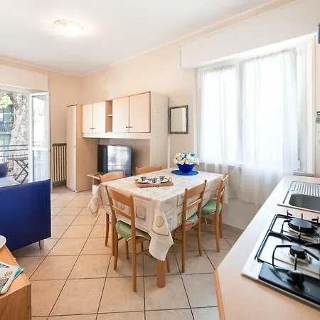 Villa Maria Apartments - Centro, Stadio Del Nuoto E Palacongressi - P R A T U R E C C I Group Διαμέρισμα Ριτσιόνε